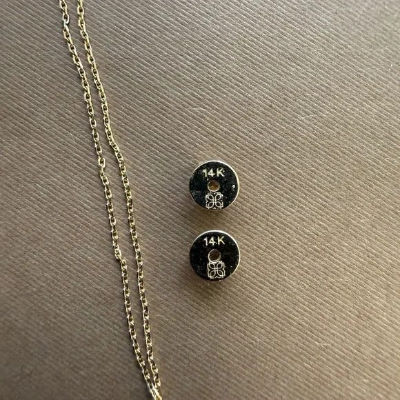 14K Solid Gold Hamsa Necklace + Earrings with natural diamonds - Picture 7 of 7